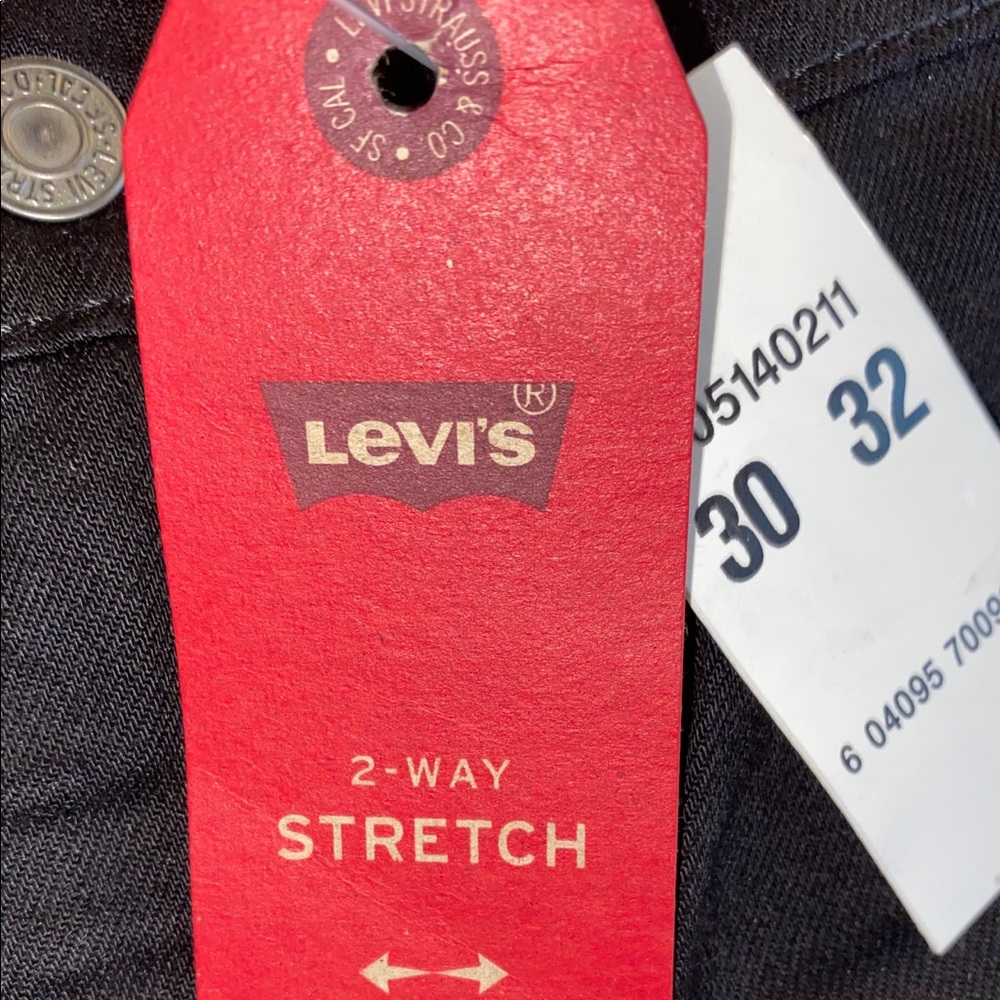NWT Levi’s 514 straight size 30x32 Black